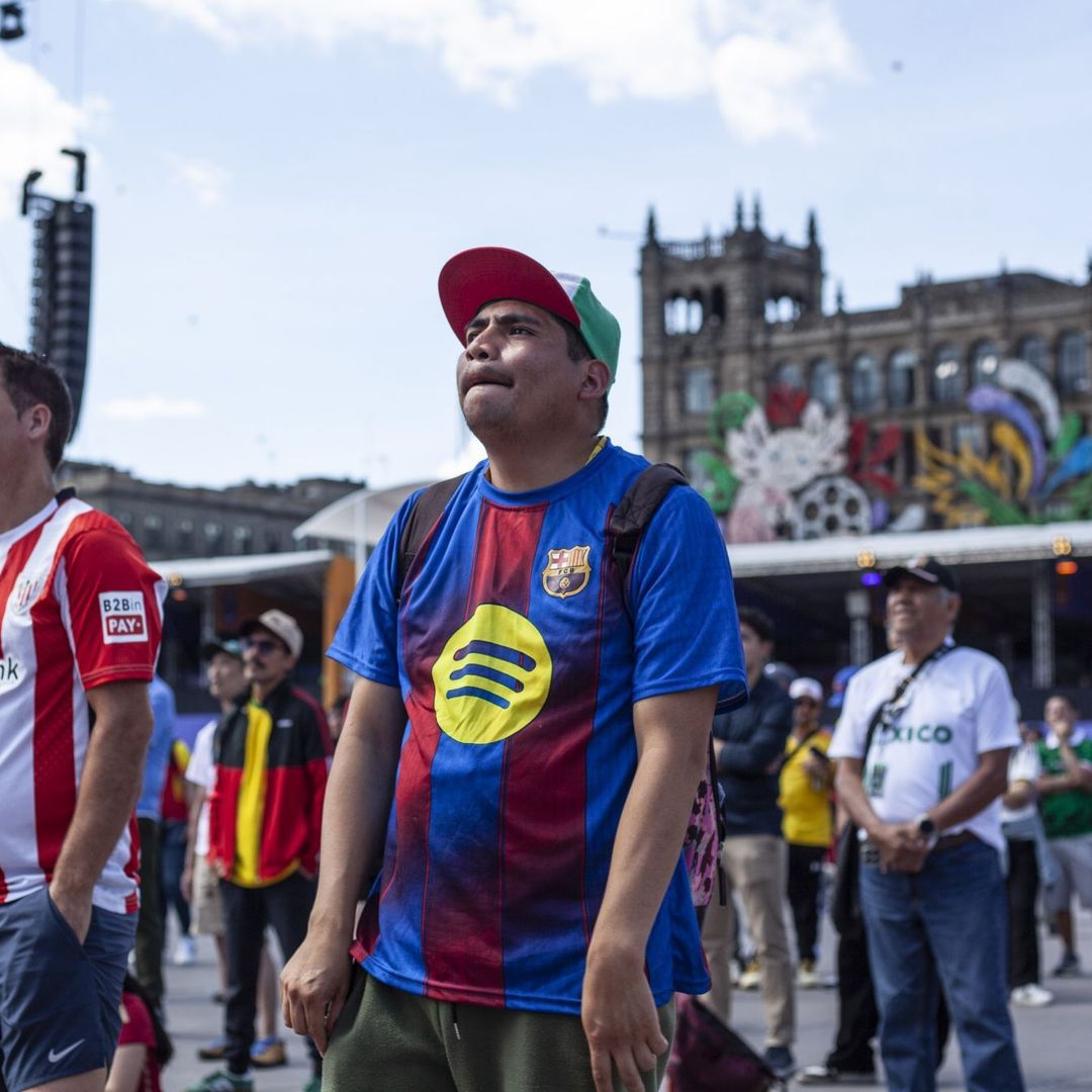 Asistentes del Fan Fest en el Zócalo de CDMX. Foto: Cuartoscuro